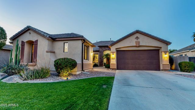 15430 W SELLS Drive, Goodyear, AZ 85395