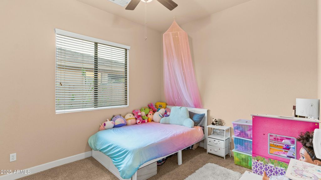 Image 32 of property listing at 15430 W SELLS Drive, Goodyear, AZ 85395