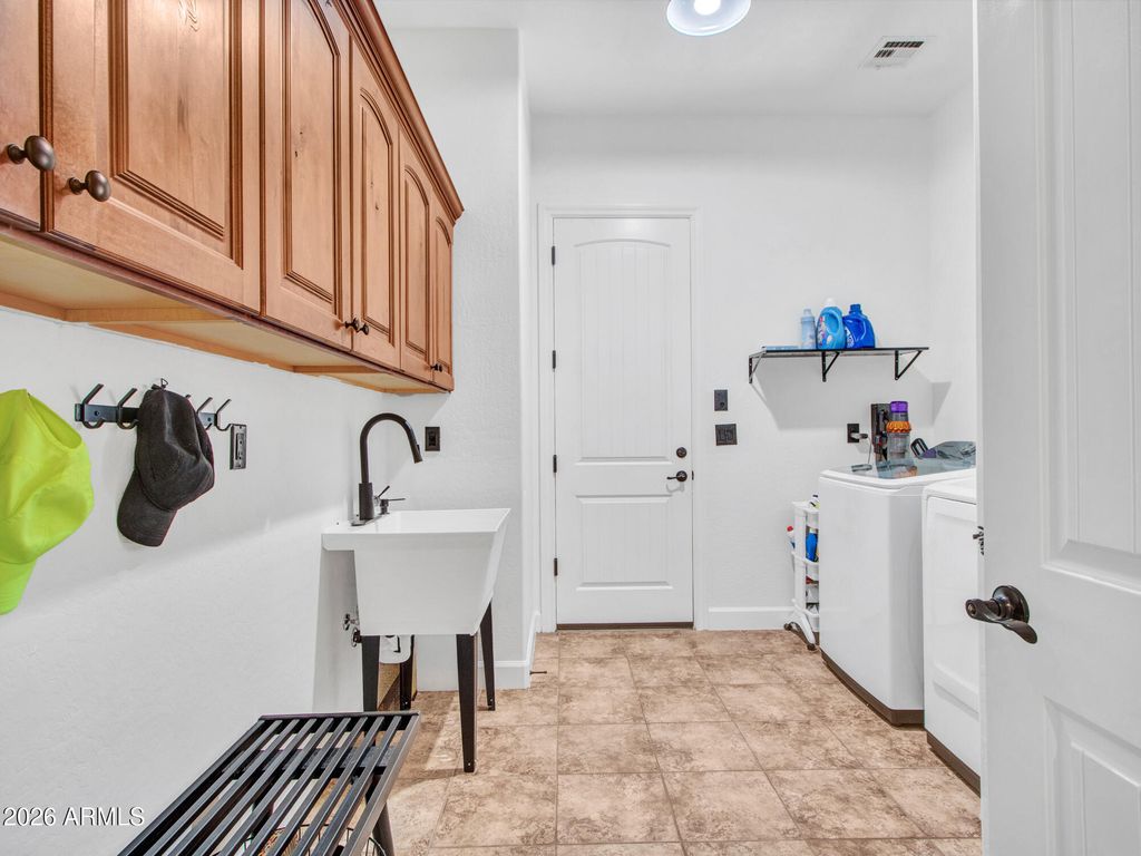 Image 45 of property listing at 15430 W SELLS Drive, Goodyear, AZ 85395