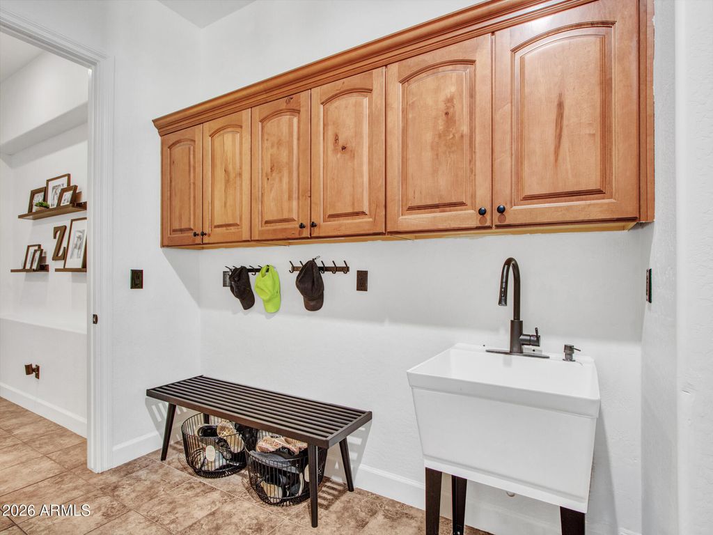 Image 47 of property listing at 15430 W SELLS Drive, Goodyear, AZ 85395