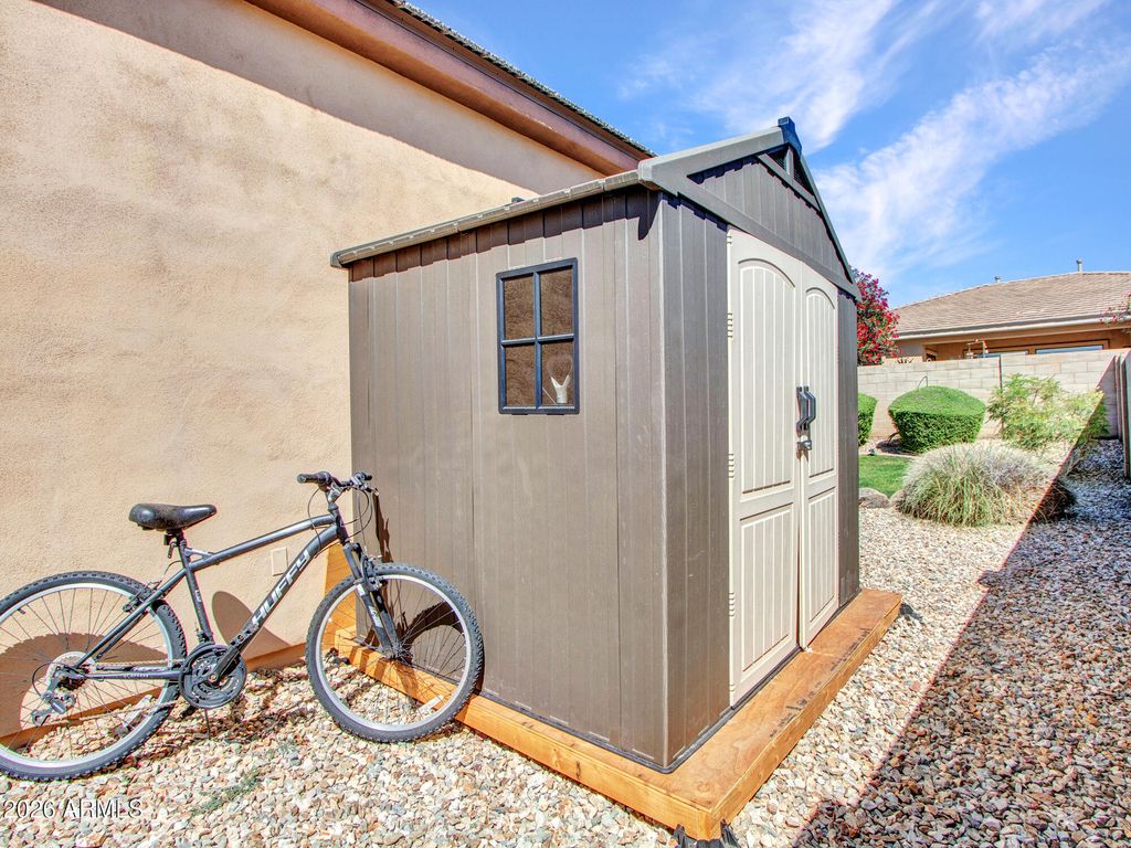 Image 48 of property listing at 15430 W SELLS Drive, Goodyear, AZ 85395