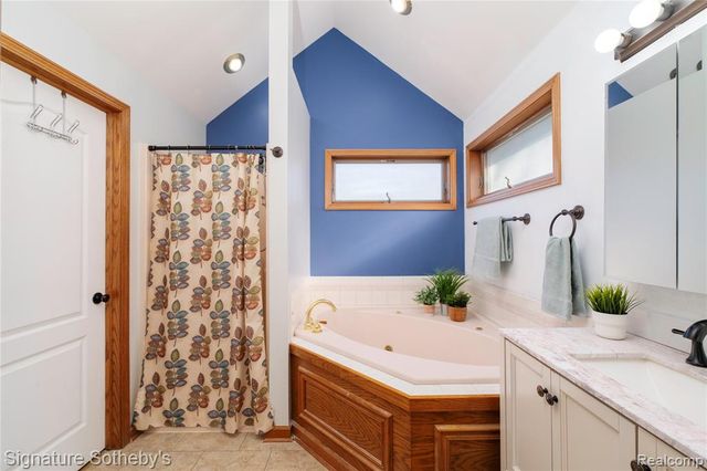 6460 Marble Lane, Flushing, MI 48433