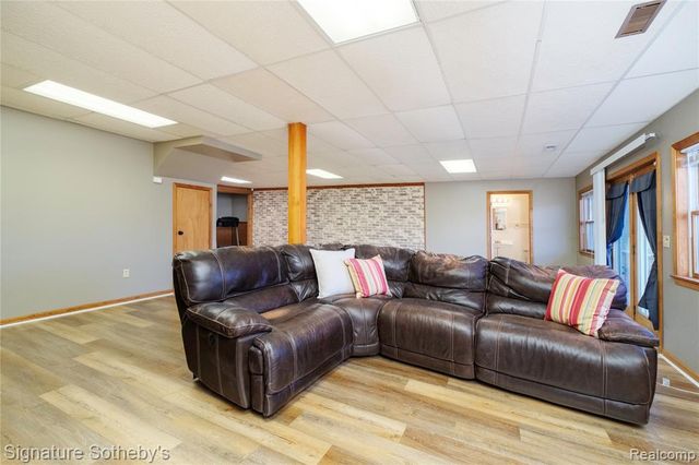 6460 Marble Lane, Flushing, MI 48433