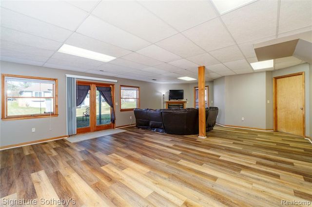 6460 Marble Lane, Flushing, MI 48433