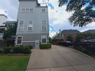 4212 Bowser Avenue C, Dallas, TX 75219