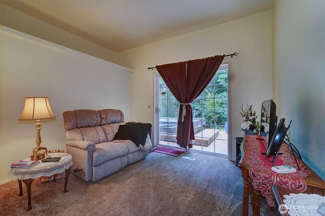 24028 Vinland Terrace NW, Poulsbo, WA 98370