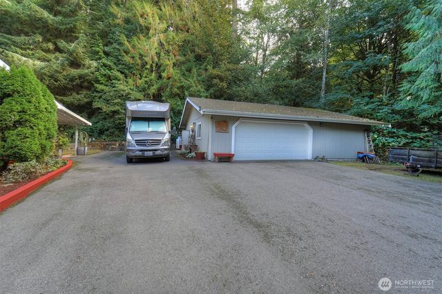 24028 Vinland Terrace NW, Poulsbo, WA 98370