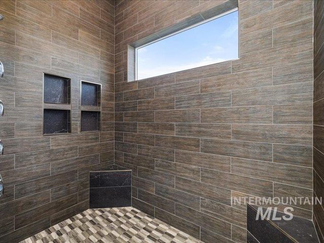 24746 Star Crest Ct, Middleton, ID 83644