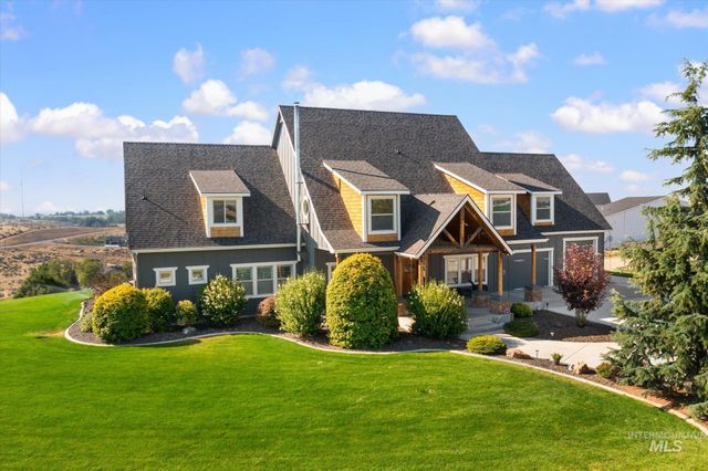 24746 Star Crest Ct, Middleton, ID 83644