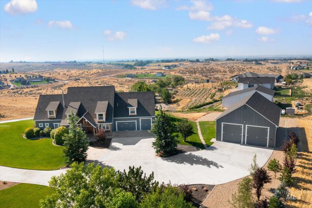 24746 Star Crest Ct, Middleton, ID 83644