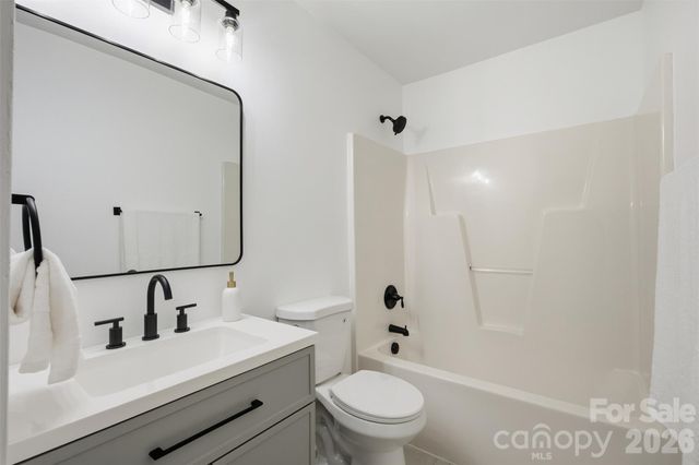 3432 Kelsey Emma Court, Charlotte, NC 28269