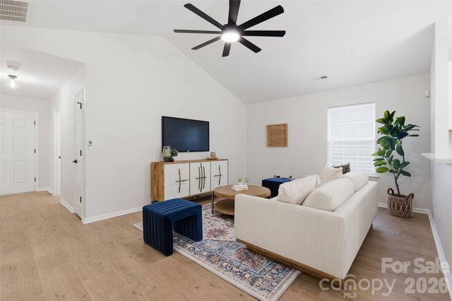 3432 Kelsey Emma Court, Charlotte, NC 28269