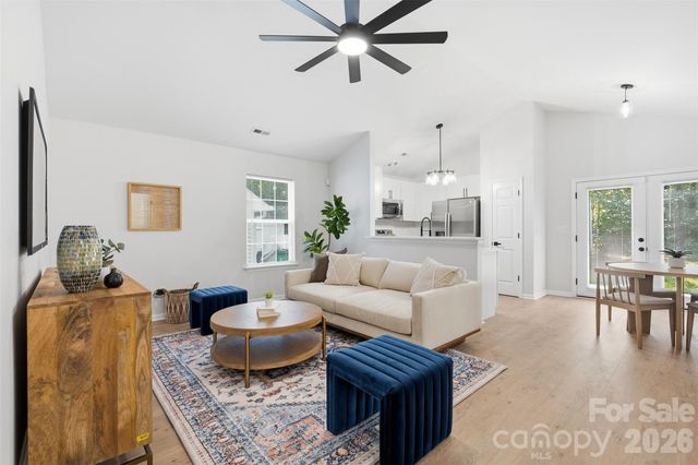 3432 Kelsey Emma Court, Charlotte, NC 28269