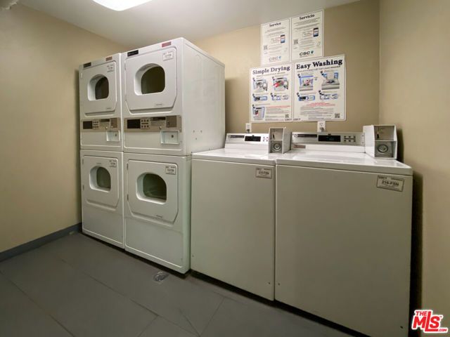 1239 W 30th Street, Los Angeles, CA 90007