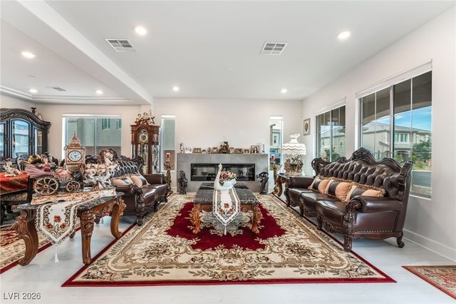 6439 Ghost Pines Court, Las Vegas, NV 89139