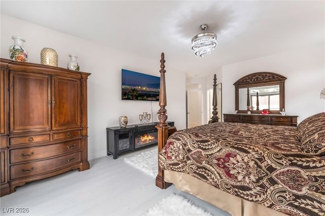 6439 Ghost Pines Court, Las Vegas, NV 89139