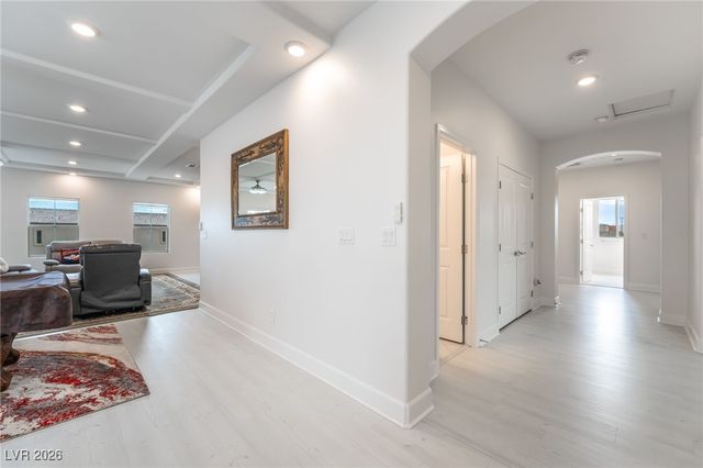 6439 Ghost Pines Court, Las Vegas, NV 89139