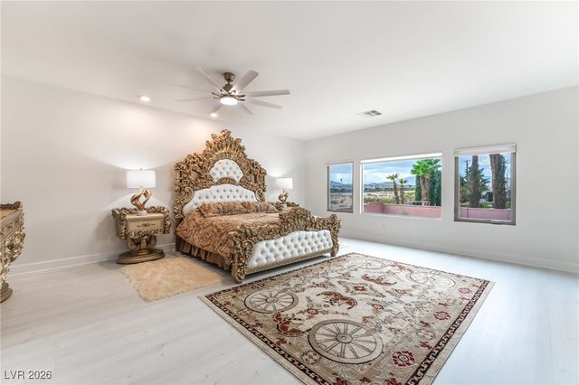 6439 Ghost Pines Court, Las Vegas, NV 89139