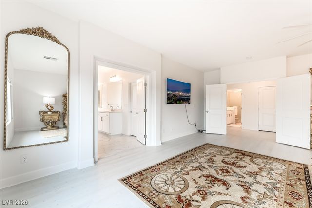 6439 Ghost Pines Court, Las Vegas, NV 89139