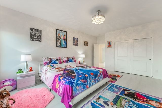 6439 Ghost Pines Court, Las Vegas, NV 89139