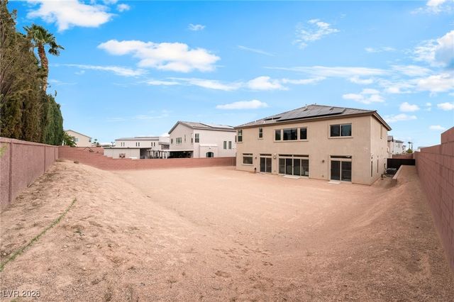 6439 Ghost Pines Court, Las Vegas, NV 89139