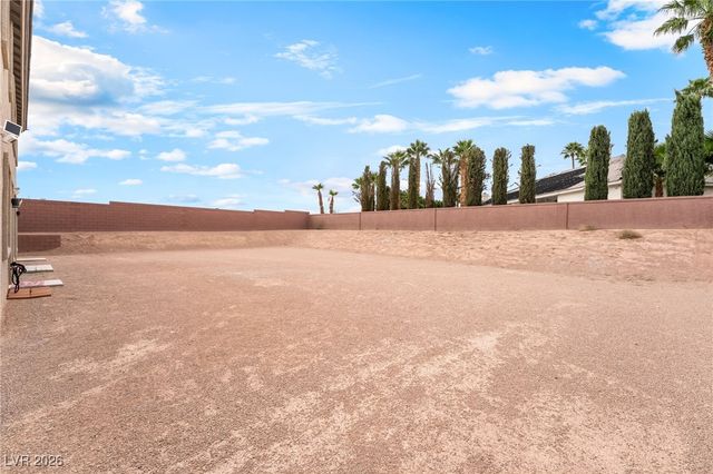 6439 Ghost Pines Court, Las Vegas, NV 89139