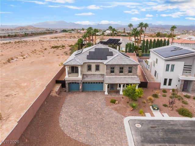 6439 Ghost Pines Court, Las Vegas, NV 89139