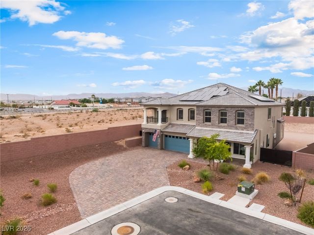 6439 Ghost Pines Court, Las Vegas, NV 89139