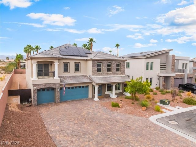 6439 Ghost Pines Court, Las Vegas, NV 89139