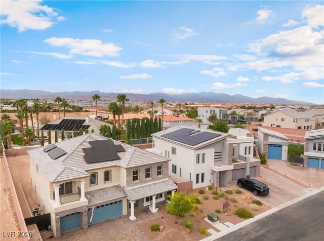 6439 Ghost Pines Court, Las Vegas, NV 89139