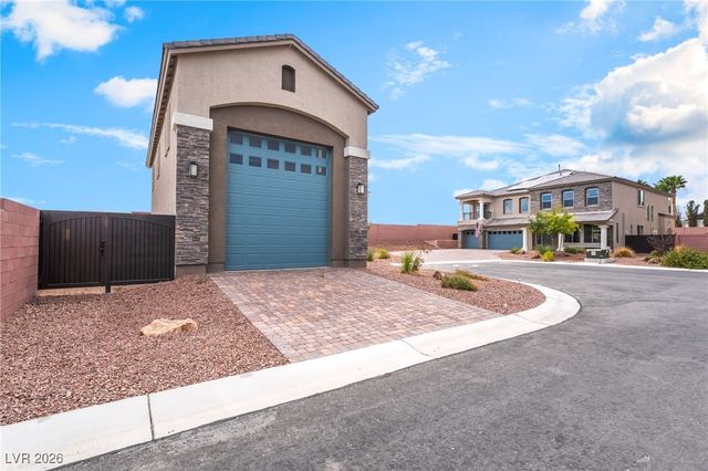 6439 Ghost Pines Court, Las Vegas, NV 89139