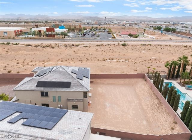 6439 Ghost Pines Court, Las Vegas, NV 89139