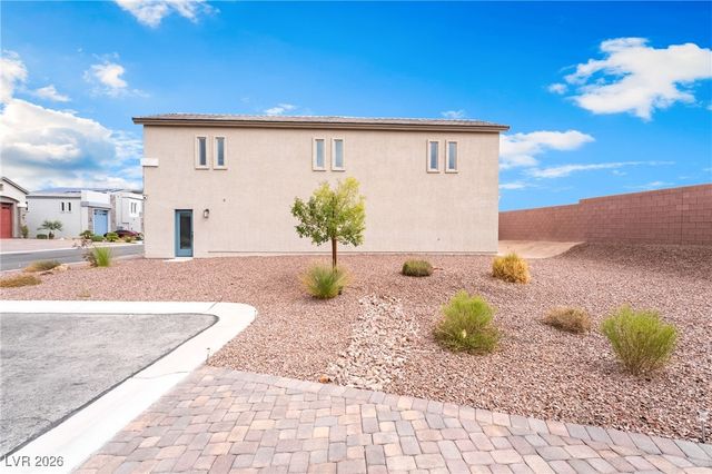 6439 Ghost Pines Court, Las Vegas, NV 89139