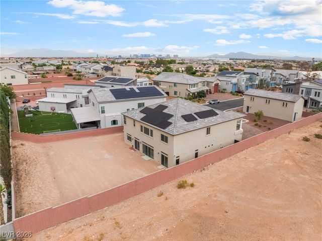 6439 Ghost Pines Court, Las Vegas, NV 89139