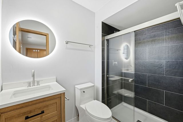 4311 N Grace Street 2, Schiller Park, IL 60176