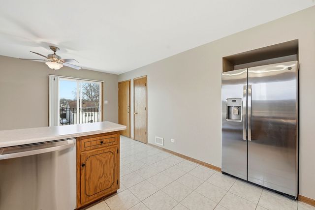 4311 N Grace Street 2, Schiller Park, IL 60176