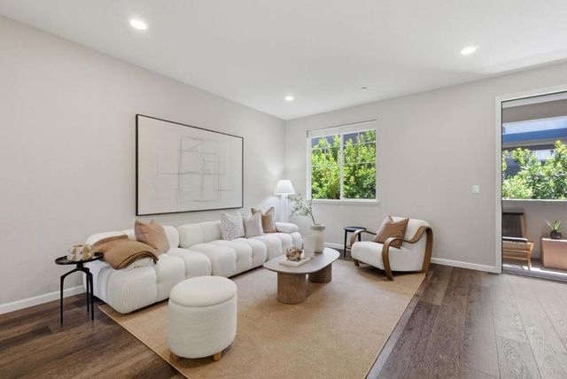 24533 Blossom Acre Way, Hayward, CA 94544