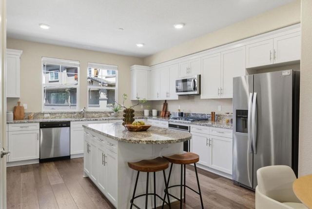 24533 Blossom Acre Way, Hayward, CA 94544