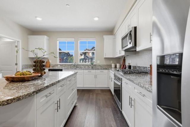 24533 Blossom Acre Way, Hayward, CA 94544