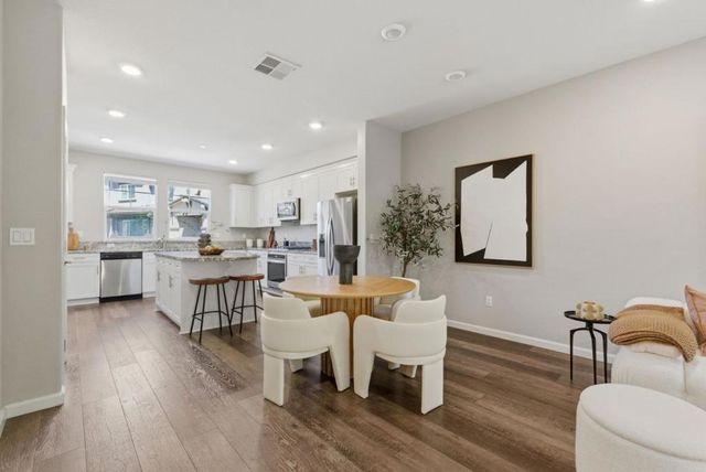 24533 Blossom Acre Way, Hayward, CA 94544