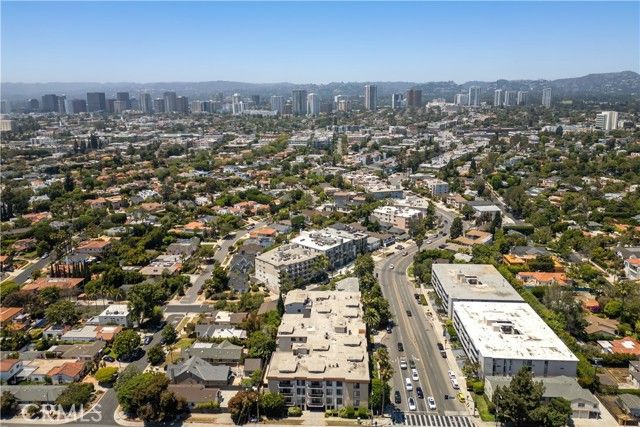 2175 S Beverly Glen 406, Los Angeles, CA 90025