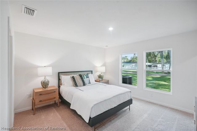 2044 GOLDEN BEAK Drive, Eagle Lake, FL 33839
