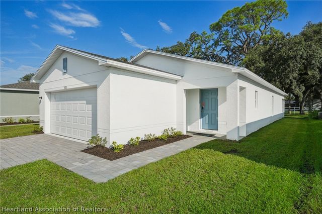 2044 GOLDEN BEAK Drive, Eagle Lake, FL 33839