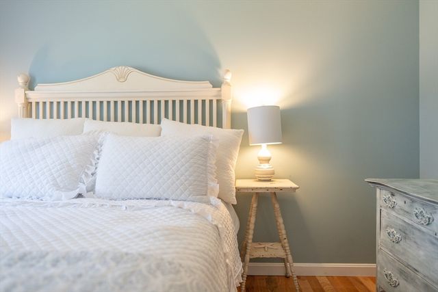 154 Bayridge Dr, Dennis, MA 02660