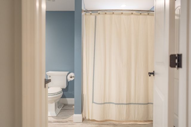 154 Bayridge Dr, Dennis, MA 02660