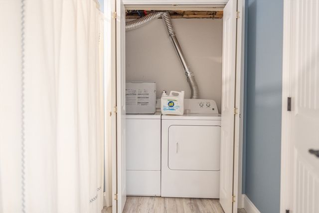 154 Bayridge Dr, Dennis, MA 02660