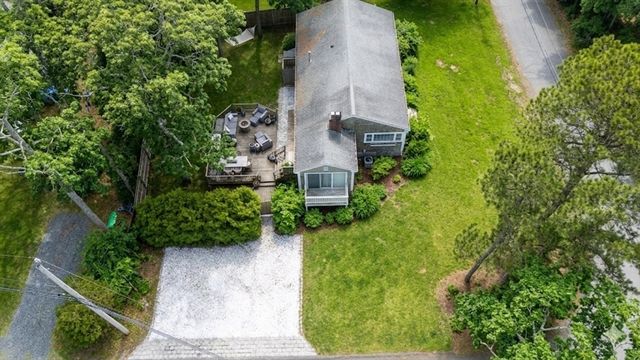 154 Bayridge Dr, Dennis, MA 02660