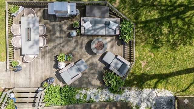 154 Bayridge Dr, Dennis, MA 02660