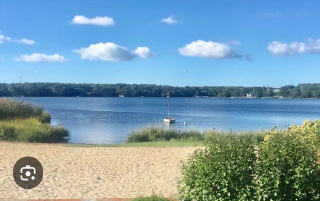 154 Bayridge Dr, Dennis, MA 02660