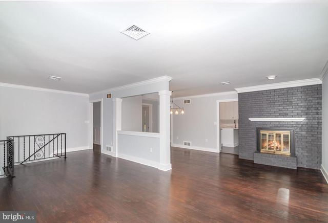 515 N PROGRESS AVE, Harrisburg, PA 17109